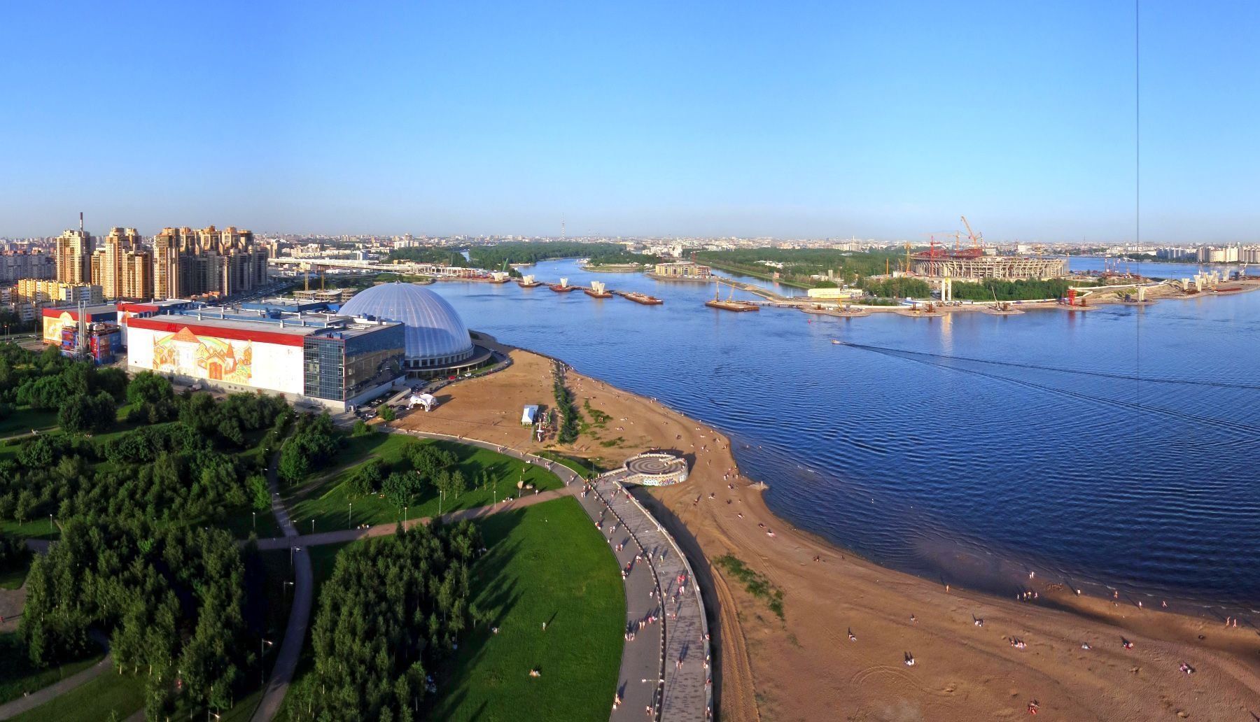 Бесплатные беговые стадионы и парки в Санкт-Петербурге
